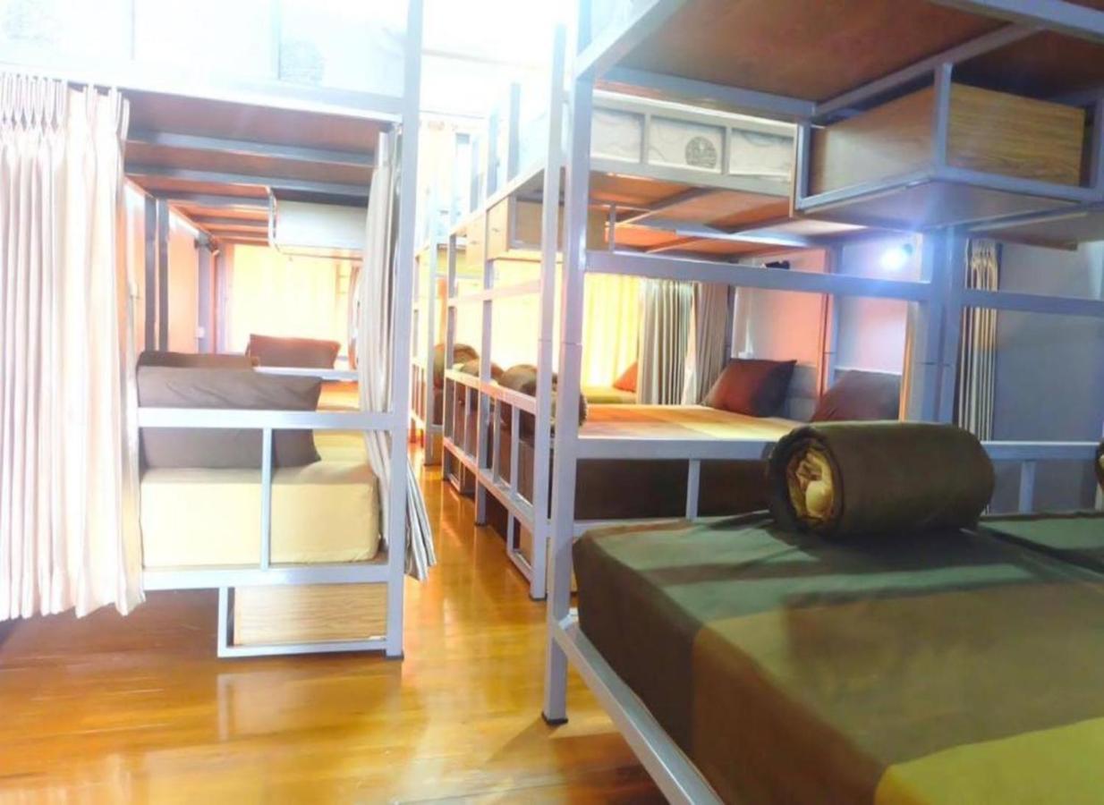 T2B Home (Adults Only) Chiang Mai Extérieur photo