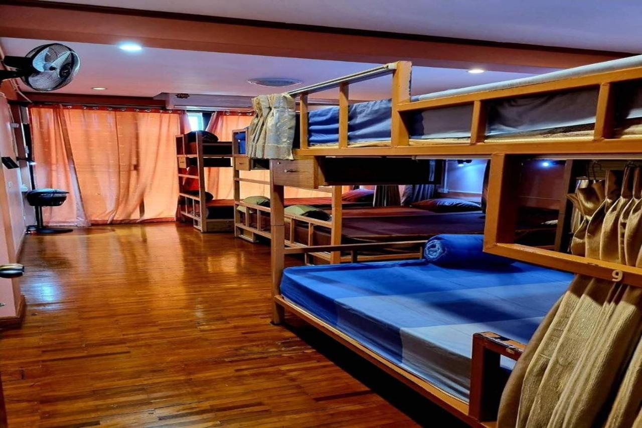 T2B Home (Adults Only) Chiang Mai Extérieur photo