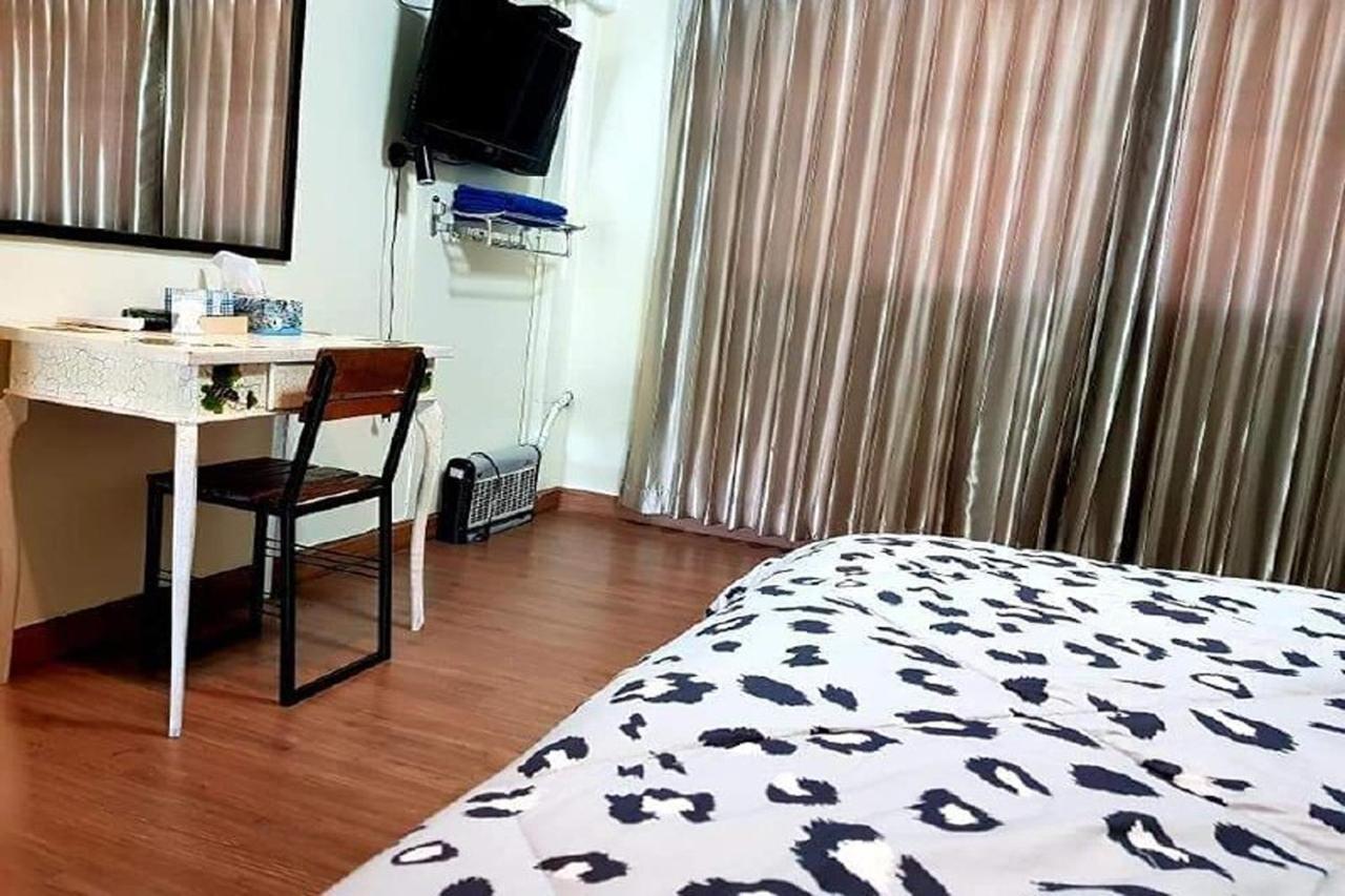 T2B Home (Adults Only) Chiang Mai Extérieur photo