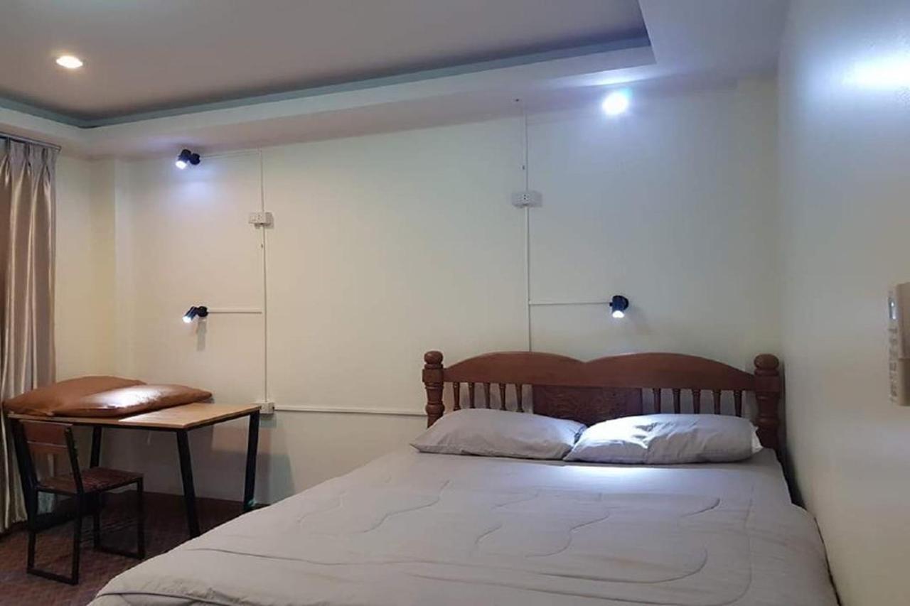 T2B Home (Adults Only) Chiang Mai Extérieur photo