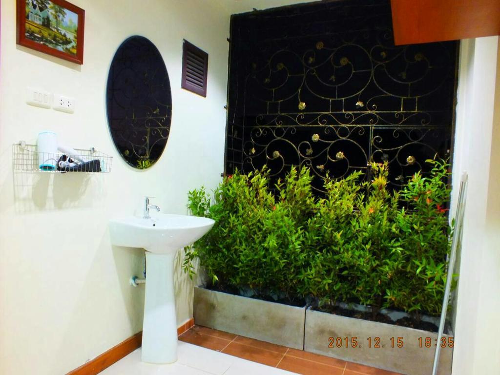 T2B Home (Adults Only) Chiang Mai Extérieur photo